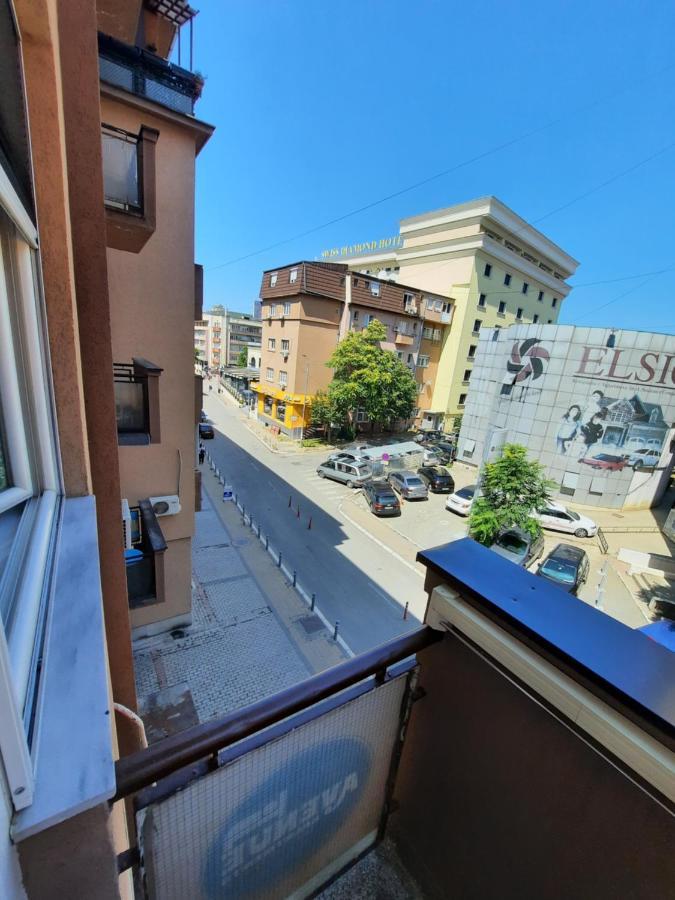 Avenue Apartment Pristina Eksteriør bilde